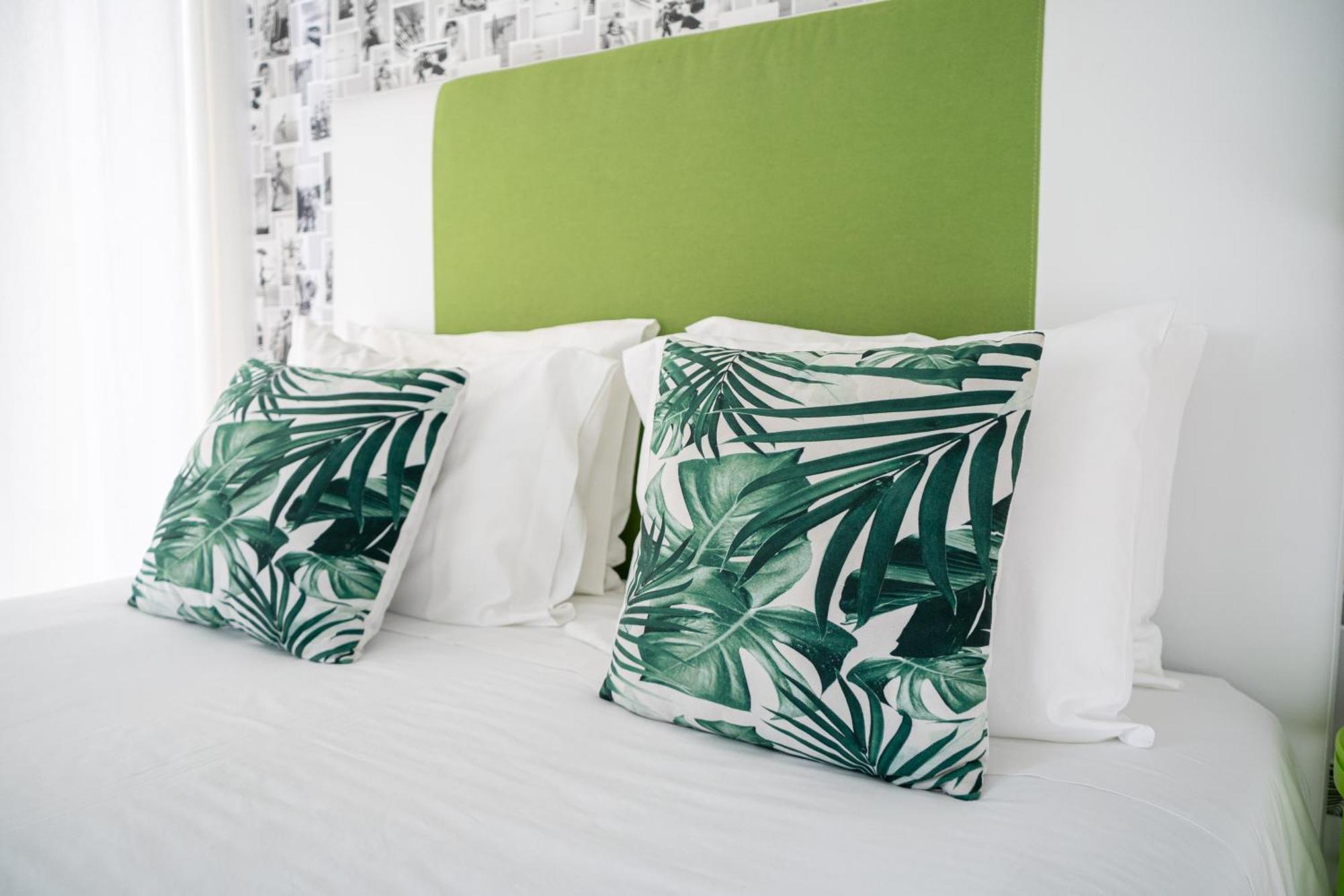 Bed and Breakfast By The Sea - Nazaré Esterno foto