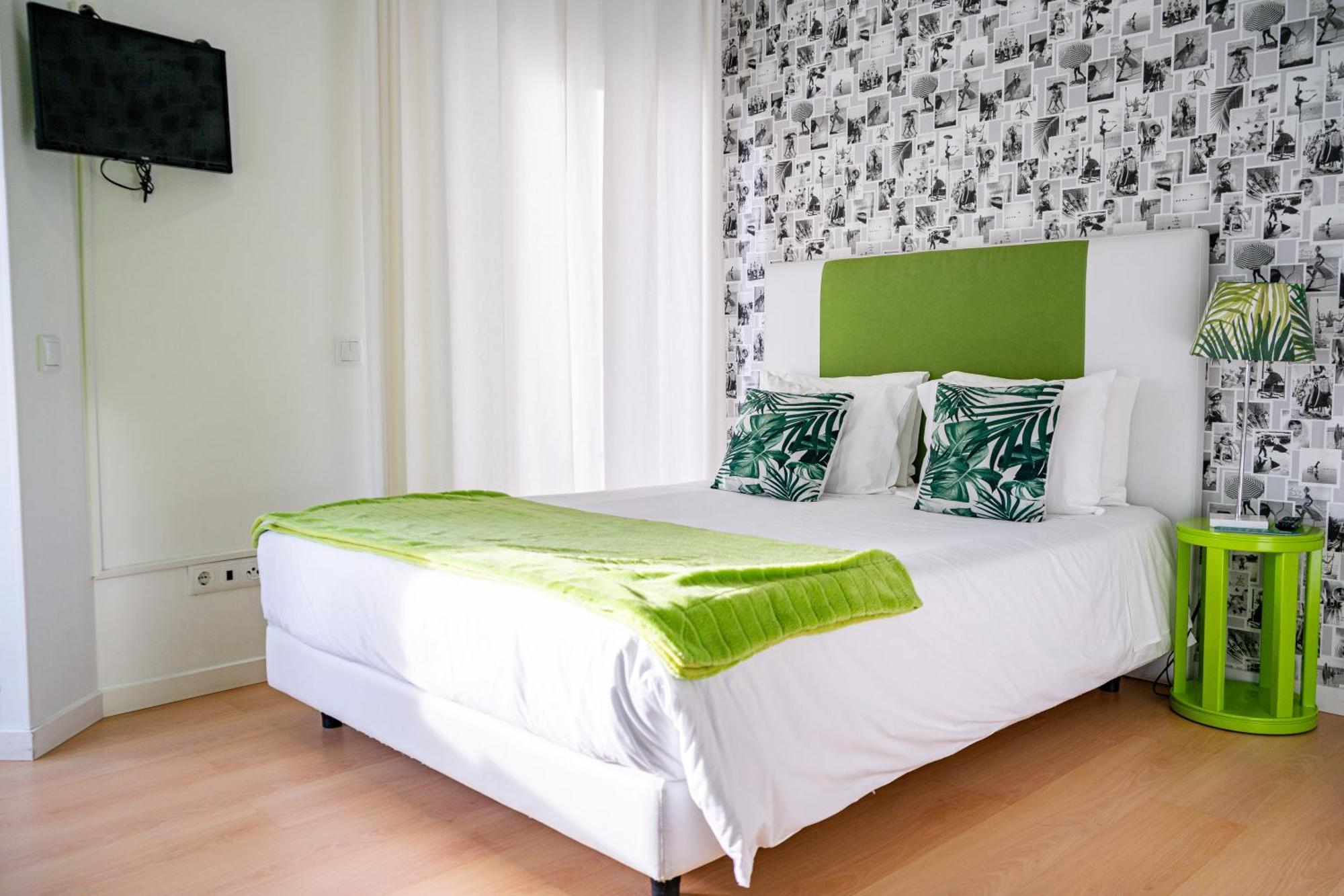 Bed and Breakfast By The Sea - Nazaré Esterno foto