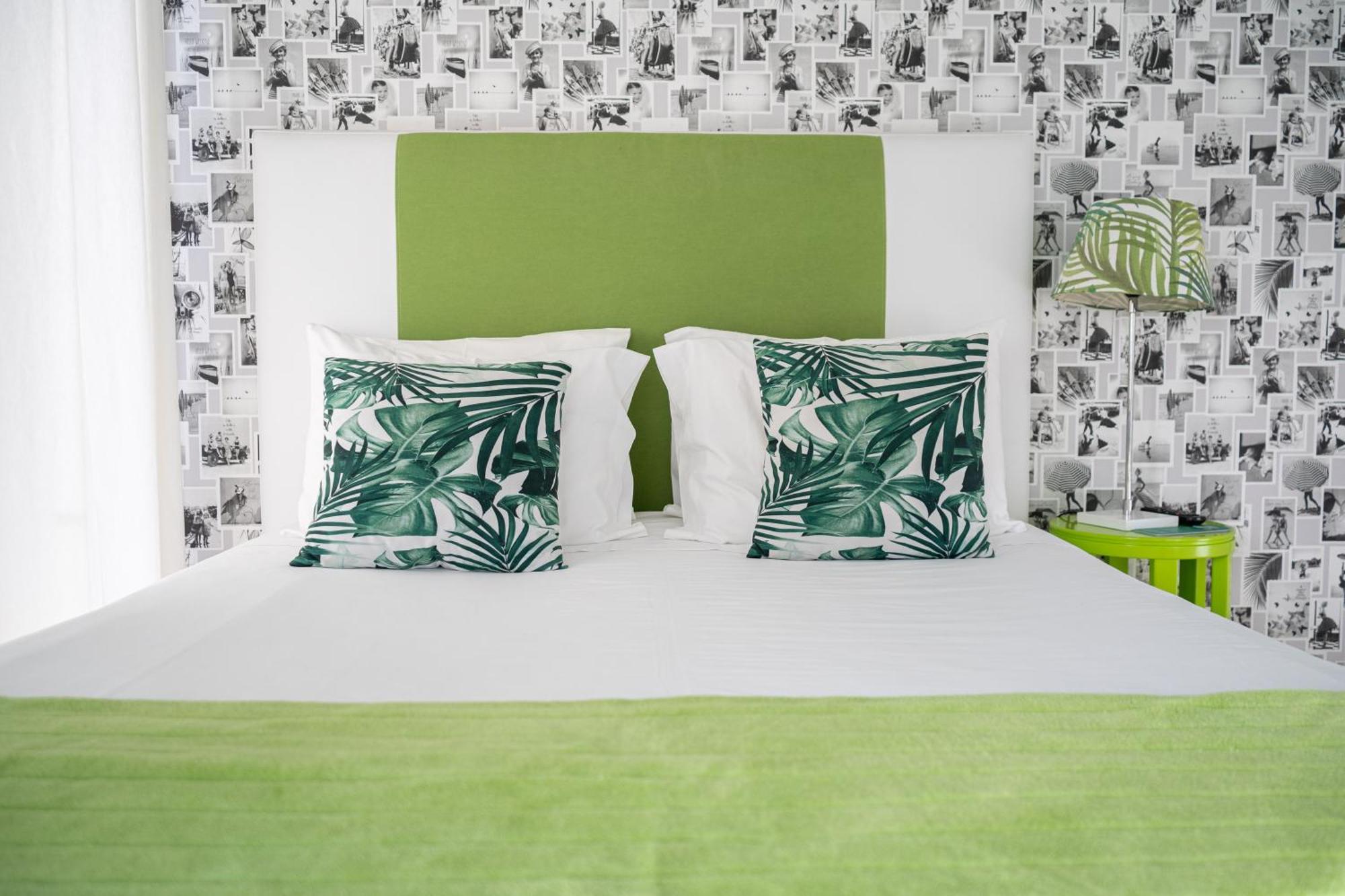 Bed and Breakfast By The Sea - Nazaré Esterno foto